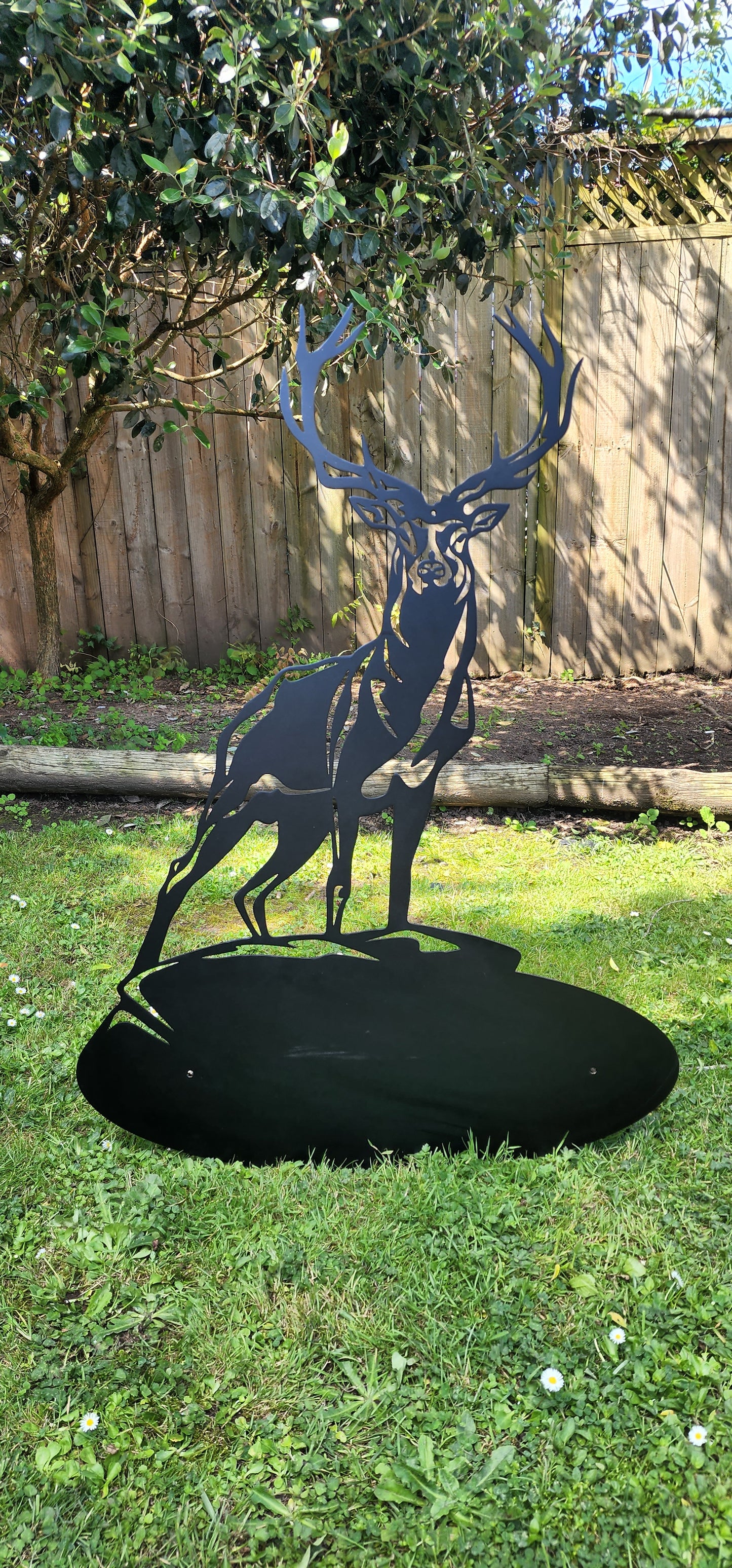 2D Deer Silhouette Art/Sign